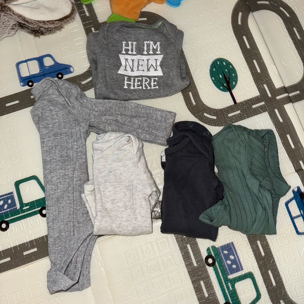 Newborn baby clothes